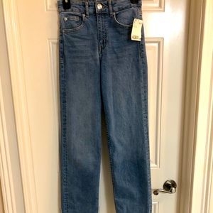 Straight cut, light wash mom jeans